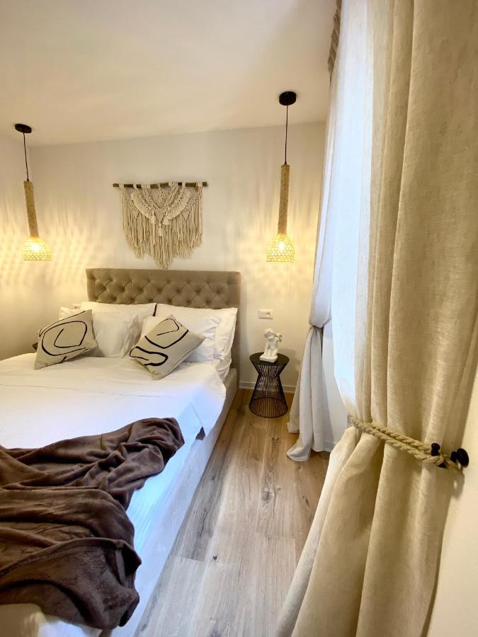 Apartment City Walls In Old Town Of Rovinj Extérieur photo
