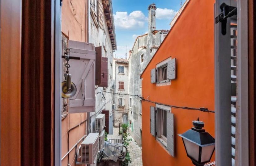 Apartment City Walls In Old Town Of Rovinj Extérieur photo